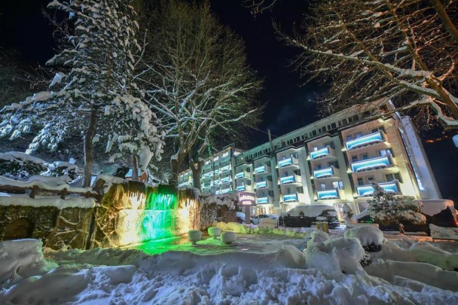 Oylat Kaplıcaları Çağlayan Otel