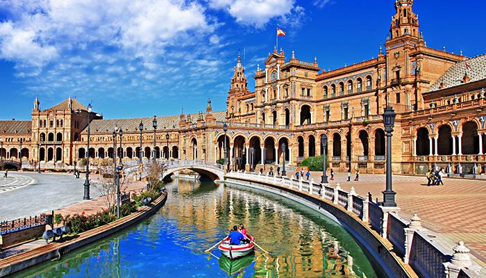 Elegant İspanya & Endülüs Türk Hava Yolları ile 7 Gece MAD-BCN FL001