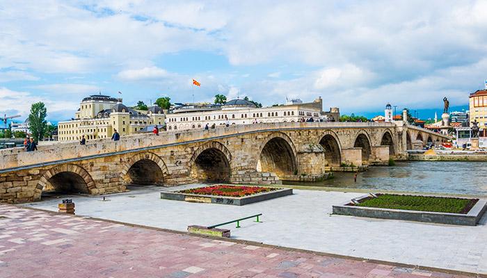 Kosovalı Büyük Balkanlar Turu AJet ile Extra Turlar ve Akşam Yemekleri Dahil TZL-TZL