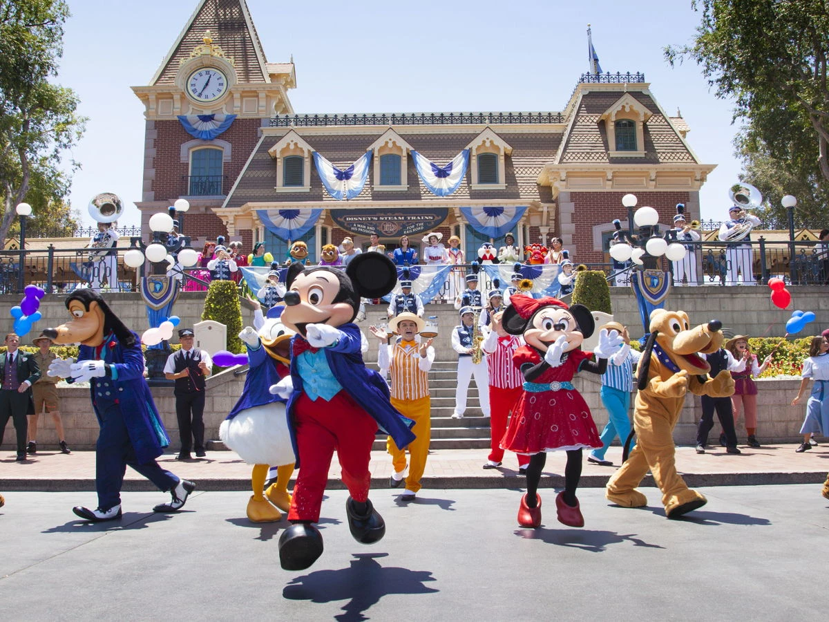 Yılbaşı Paris & Disneyland 2026 