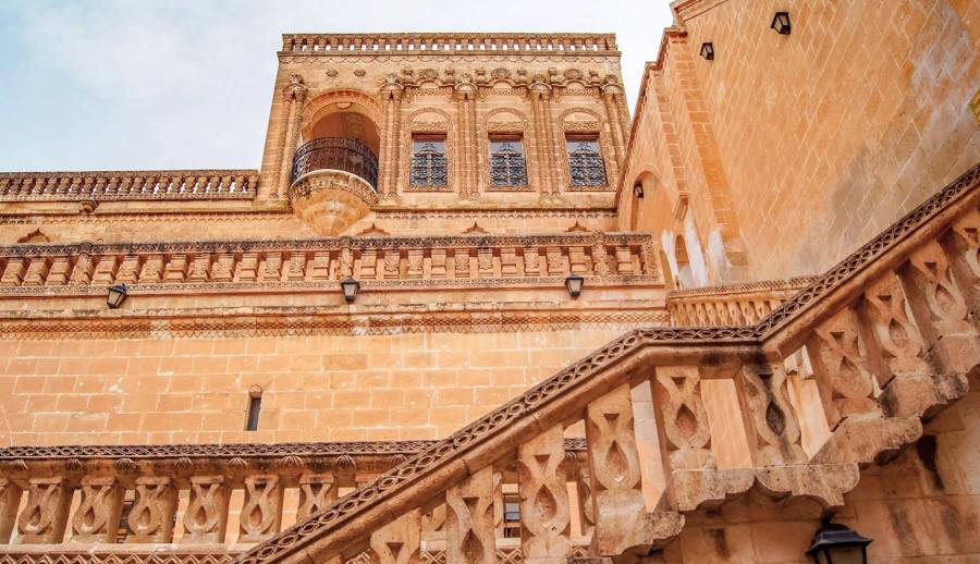 1 Mayıs Özel Uçaklı Tarihte Yolculuk Gap Mezopotamya Turu (3 Gece Otel Konaklamalı)