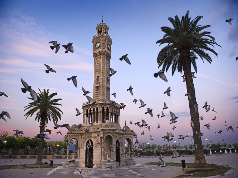 İzmir: Tatil için Mükemmel Bir Seçenek