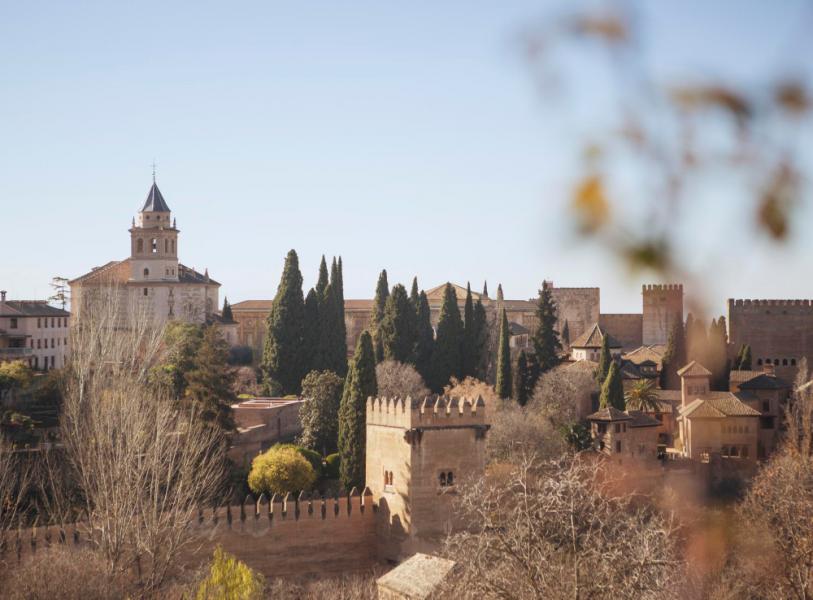 Klasik İspanya & Endülüs Turu (BCN-MAD)