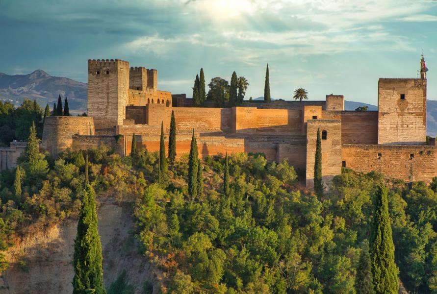 Klasik İspanya & Endülüs Turu (BCN-MAD)