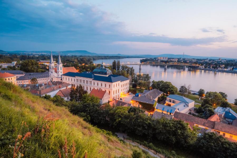 Ankara Hareketli Viva Orta Avrupa ve Hallstat Turu