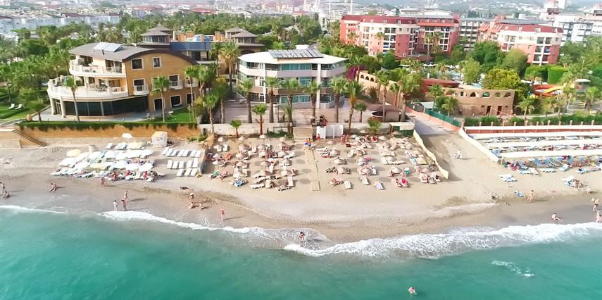 CLUB TESS HOTEL 