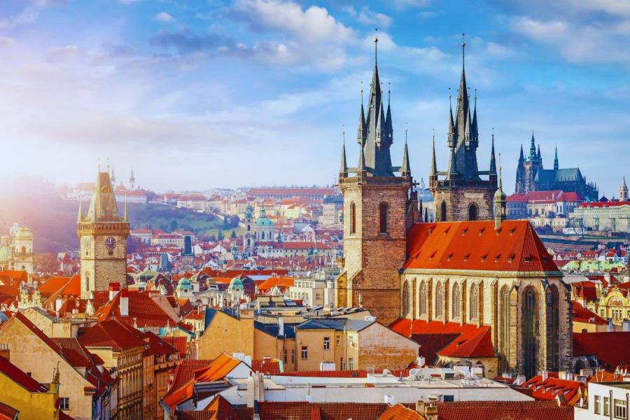 ORTA AVRUPA RÜYASI Tarihi ,Doğayı Bir Arada Keşfedin. BUDAPESTE (3) ,PRAG (2)EGER- VIYANA (1),SALZBURG(I),DRESTEN  24-31 	10. 2025 PEGASUS AIR İLE