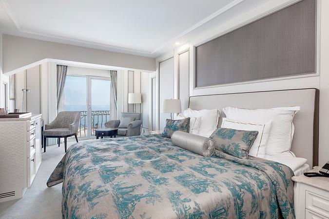 Kıbrısta Sevgililer Günü Özel 5* Les Ambassadeurs Hotel Konaklama