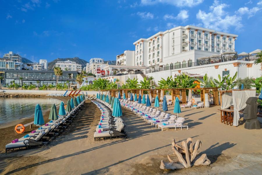 Kıbrıs'ta Sömestir Tatili 5* Les Ambassadeurs Hotel Konaklama