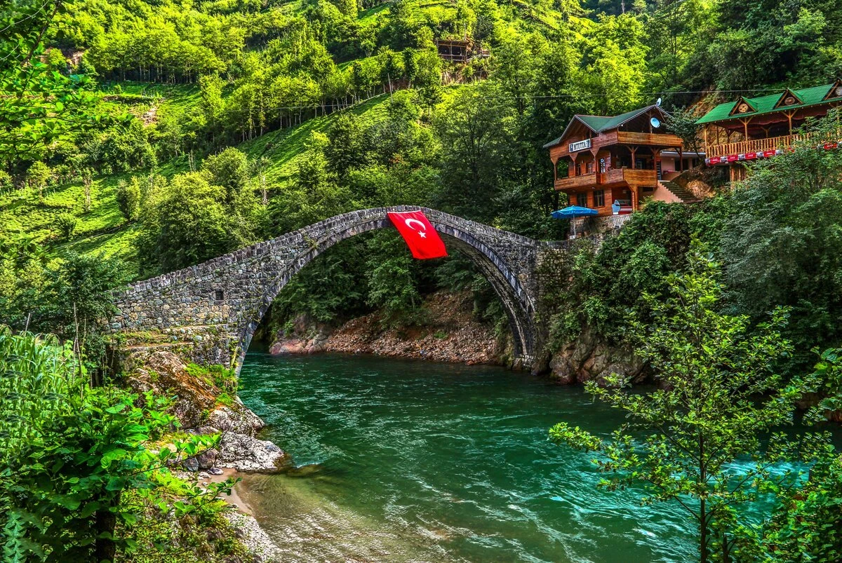 15-19 Temmuz Uçaklı Doğu Karadeniz Yaylalar Batum (4 Gece Konaklamalı)
