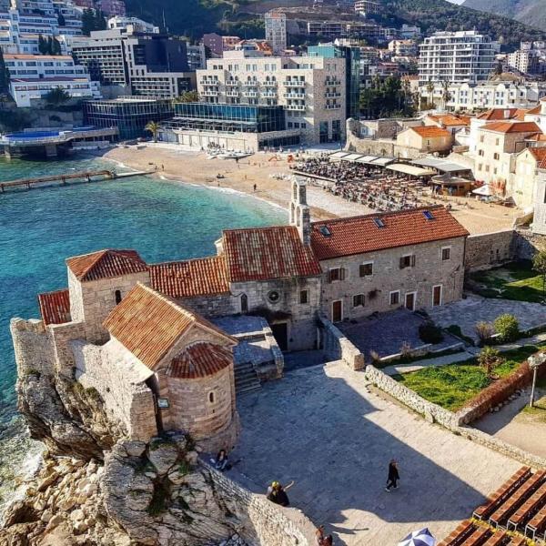  Budva Tailwind Havayolları Özel Seferi ile 3 Gece 4 Gün