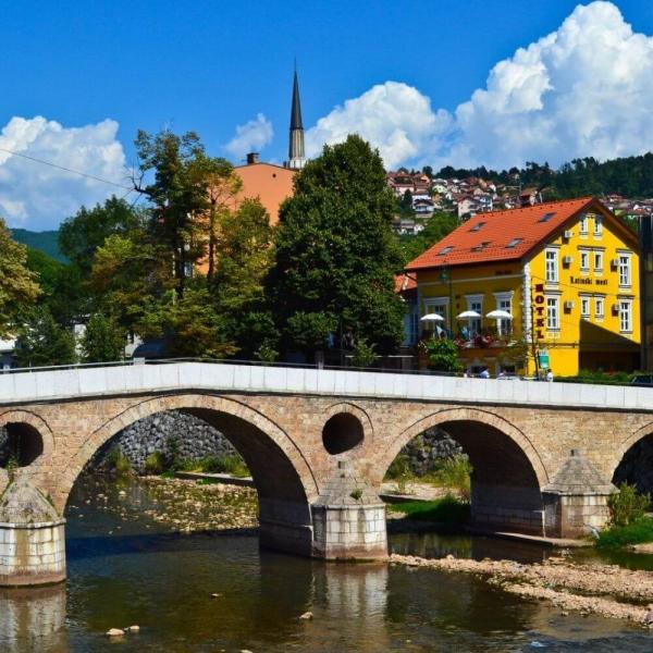 Kosovalı Büyük Balkanlar Turu AJet ile Extra Turlar ve Akşam Yemekleri Dahil SJJ-SJJ