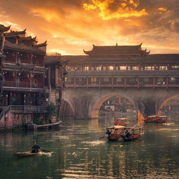 Büyük Çin Turu 10 Gece – 13 Gün Singapore Hava Yolları ile