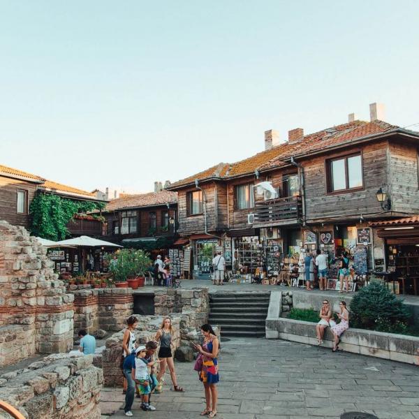 Büyük Bulgaristan & Romanya Turu Otobüs ile 5 Gece 7 Gün MT001