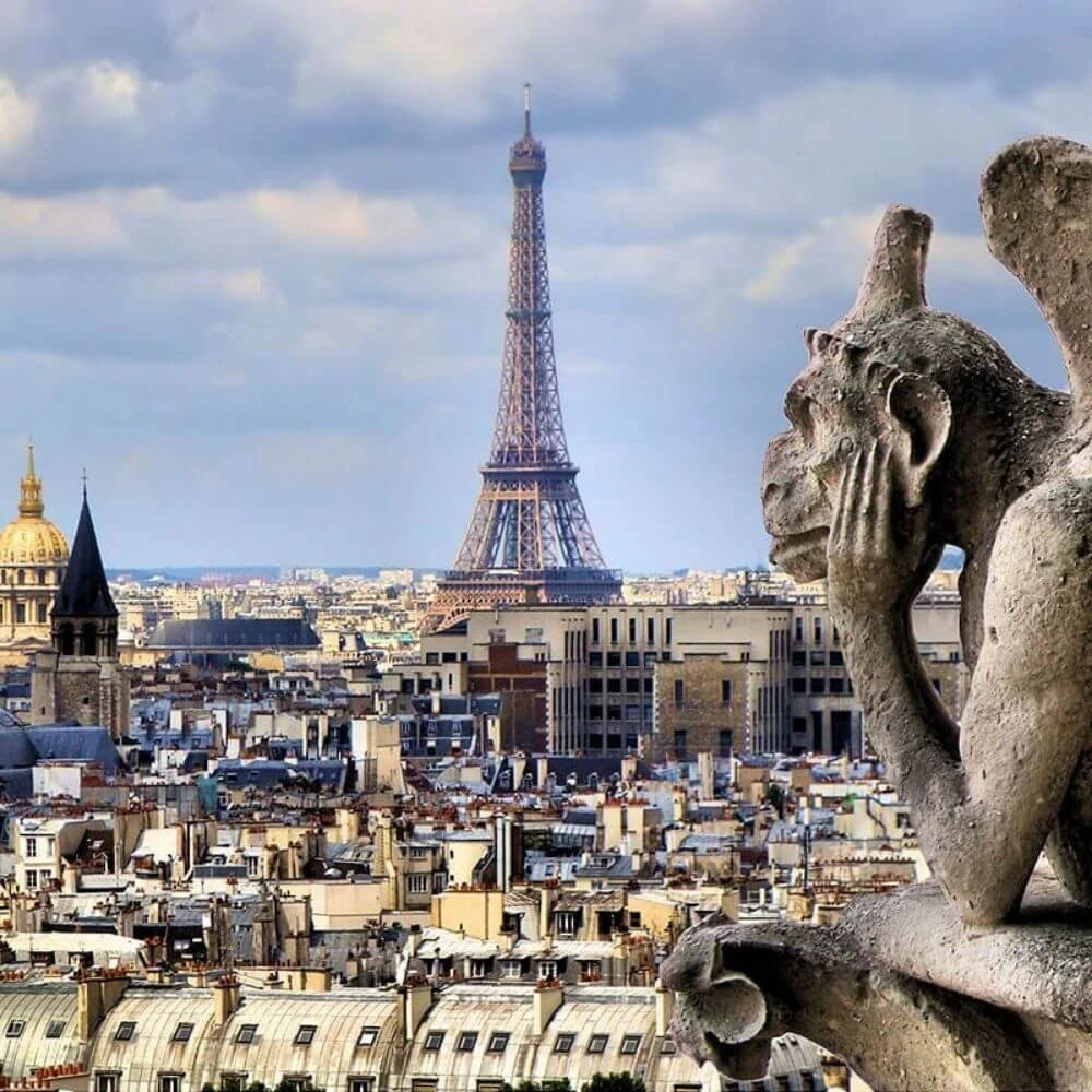 Paris & Disneyland Turu THY Disneyland Konaklaması ve Park Girişi Dahil Sömestre Özel 2027