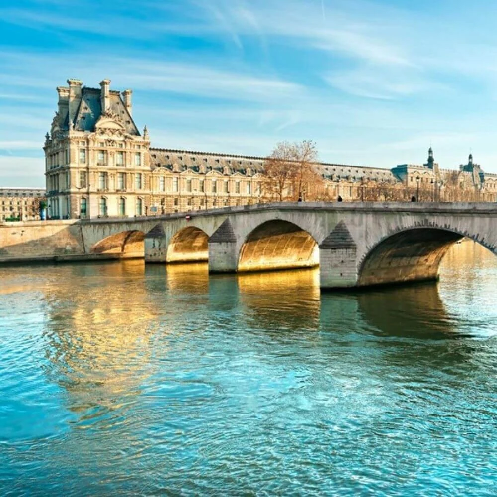 Paris & Disneyland Turu THY Disneyland Konaklaması ve Park Girişi Dahil Sömestre Özel 2027