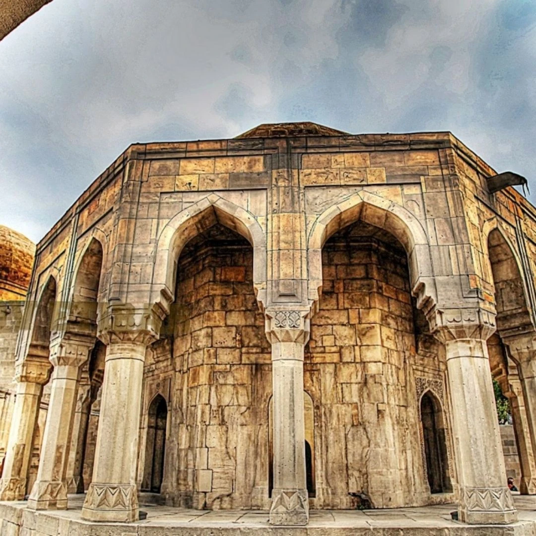 Ateşin ve Tarihin Şehri Bakü Turu THY İle Sömestre Özel 3 Gece 4 Gün 2027