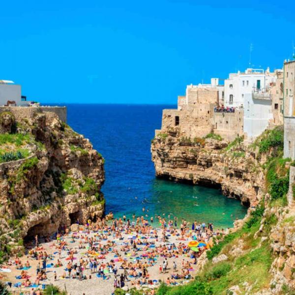 Amalfi & Puglia Turu Türk Havayolları ile 4 Gece 5 Gün (NAP-BRI) IS001