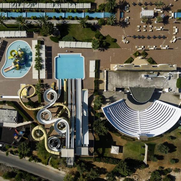 Kaya Artemis Resort & Casino Hotel 