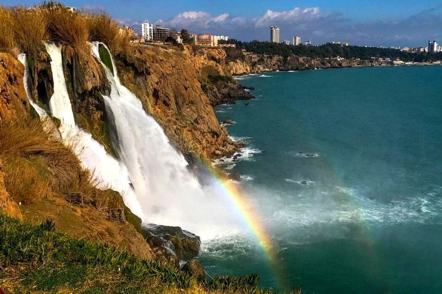 Antalya’nın Soluk Aldığı Yer Düden Şelalesi
