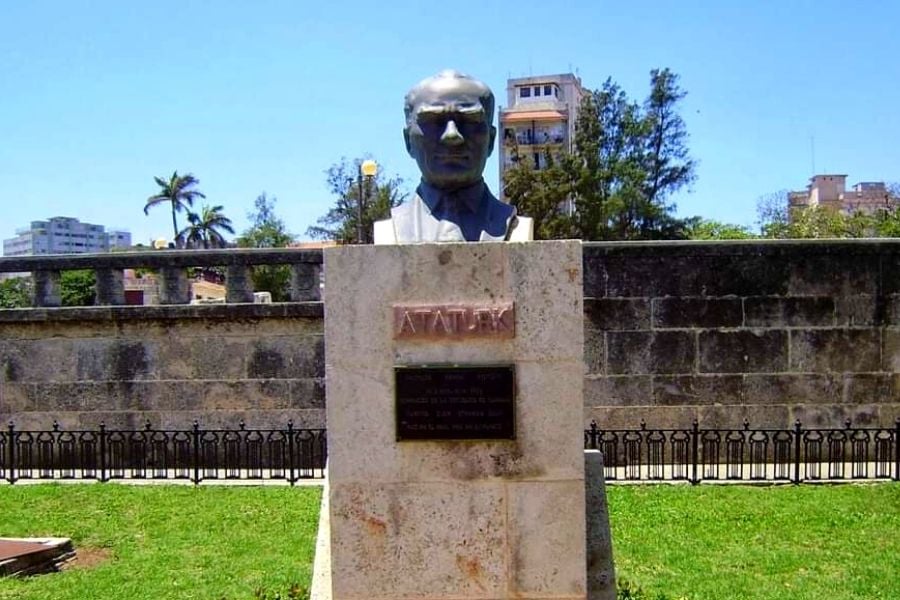 Atatürk Anıtının Bulunduğu 5 Şehir
