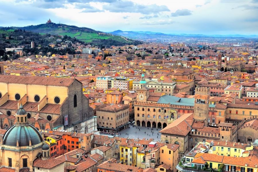 Bologna’da Mutlaka Görmeniz Gereken Yerler