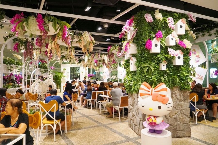İçinden Hiç Çıkmak İstemeyeceğiniz Kafe ve Restoranlar