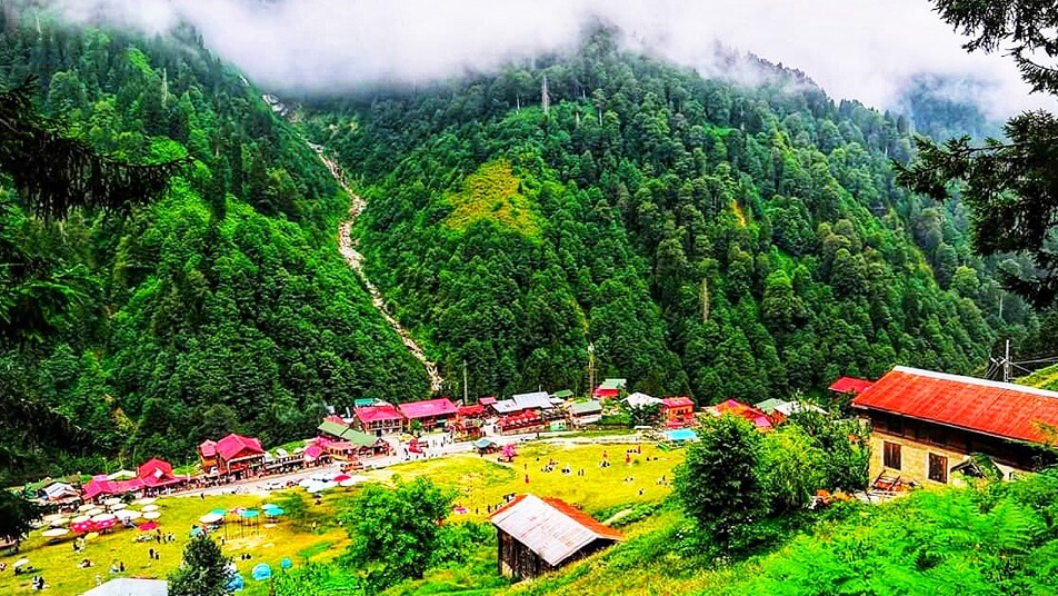 Rize Sırtlarında Yayla Keyfi