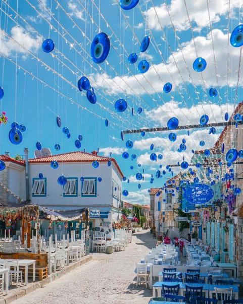  GÜNÜBİRLİK ALAÇATI OT FESTİVALİ