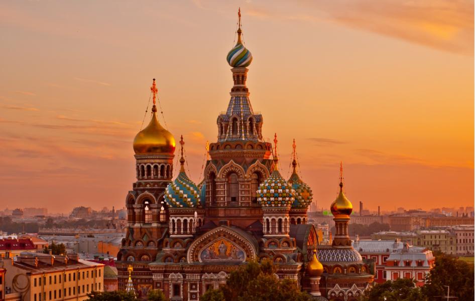 St. Petersburg & MoskovaPegasus Hava Yolları ile 5 Gece