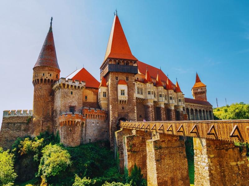 MAXİ ROMANYA Türk Hava Yolları ile 4 Gece