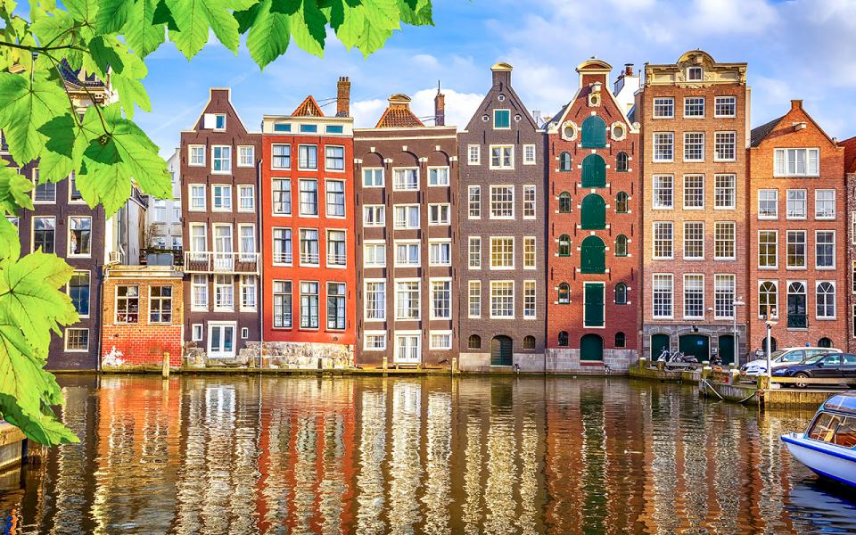 ELEGANT BENELUX & PARIS & ALSACE AJet Hava Yolları ile 7 Gece
