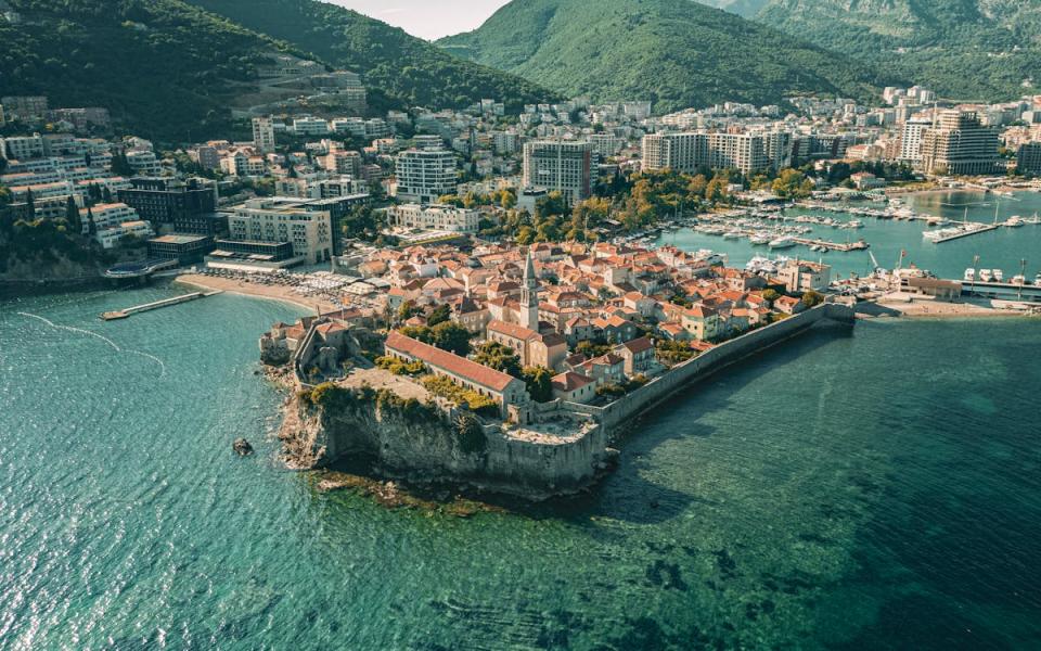 ANKARA HAREKET PEGASUS İLE 3 GECE 4 GÜN BUDVA - KARADAĞ TURU (TGD-TGD)