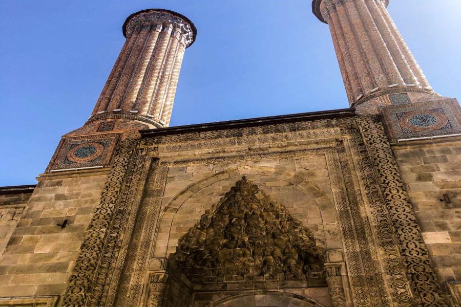 İzmir Çıkışlı Uçaklı Butik Mardin & Midyat Turu