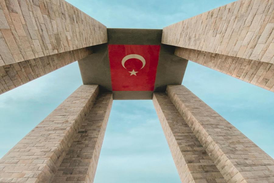 İzmir Çıkışlı Otobüslü Günübirlik Çanakkale Şehitlik Turu