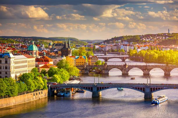 GÖRKEMLİ PRAG KÖPRÜLER ŞEHRİ TURU THY İLE 3 GECE YILBAŞI ÖZEL 