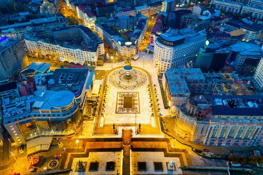 Kosovalı Büyük Balkanlar Ajet Havayolları ile Extra Turlar ve Akşam Yemekleri Dahil (SJJ-SJJ)