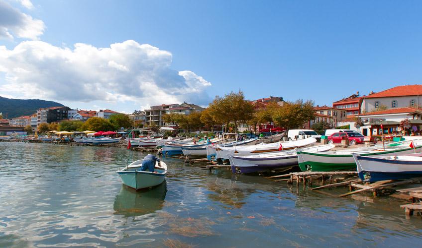 İzmir Çıkışlı Otobüslü Abant Gölü - Yedigöller - Maşukiye - Ormanya - Ağva - Şile Turu (1 Gece 3 Gün)