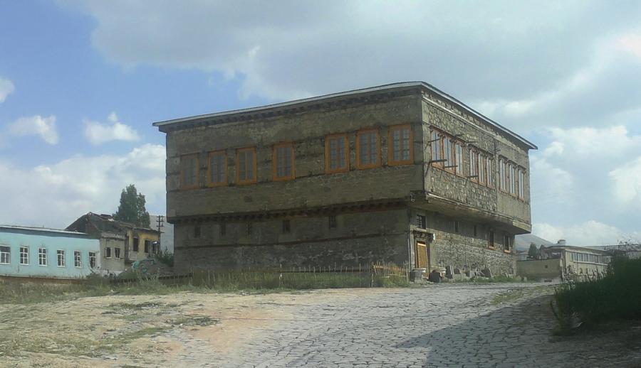 Thy İle Uçaklı Kafkas Üçgeni Doğu Ekspresi Van Nahçıvan Kars Turu ( Uçakla Gidiş Dönüş )