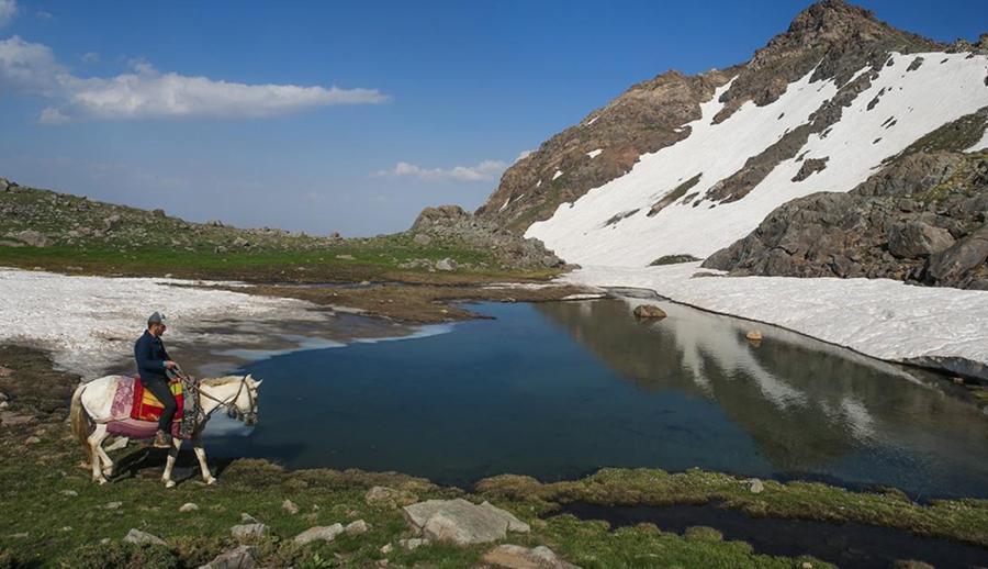 Bin Yıllık Rotalar Uçaklı Bitlis Ahlat Hizan Hakkari Yüksekova Berçelan Yaylası Turu (3 Gece Otel Konaklamalı)