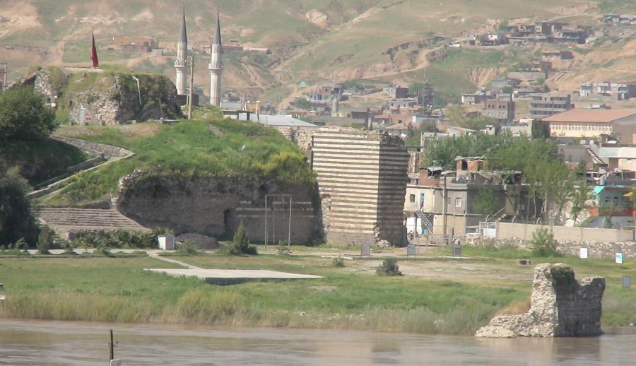 Bin Yıllık Rotalar Uçaklı Bitlis Ahlat Hizan Hakkari Yüksekova Berçelan Yaylası Turu (3 Gece Otel Konaklamalı)