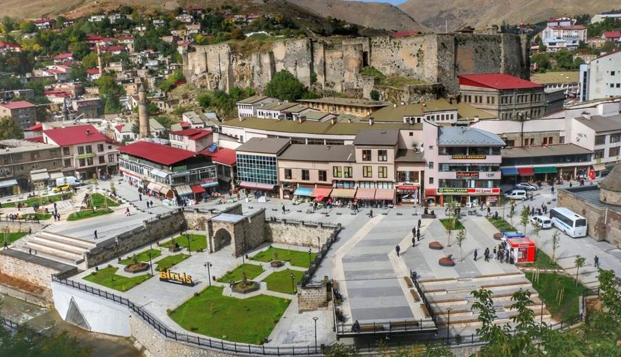 Bin Yıllık Rotalar Uçaklı Bitlis Ahlat Hizan Hakkari Yüksekova Berçelan Yaylası Turu (3 Gece Otel Konaklamalı)
