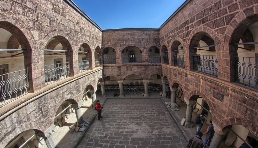 Thy İle Bin Yıllık Rotalar Uçaklı Bitlis Ahlat Hizan Hakkari Yüksekova Berçelan Yaylası Turu (3 Gece Otel Konaklamalı)