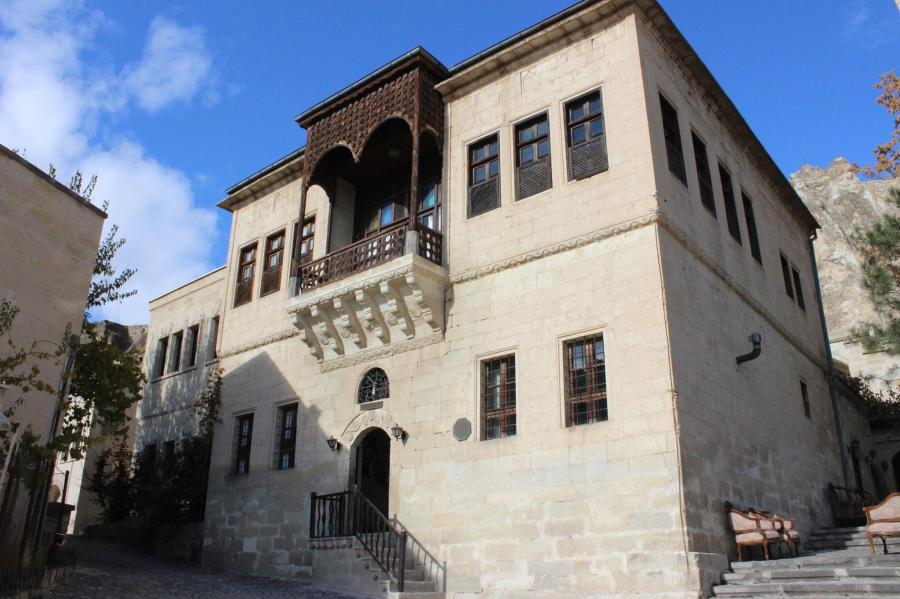 Kapadokya Ihlara Vadisi ve Hacı Bektaş Turu (1 Gece Otel Konaklamalı)