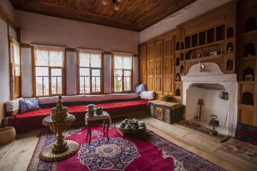  Batı Karadeniz Abant Safranbolu Amasra Turu (1 Gece Konaklamalı)