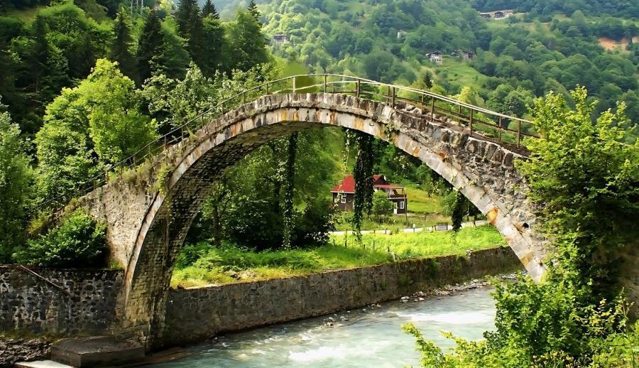 Eskişehir Çıkışlı Kuzey Yıldızı Doğu Karadeniz ve Batum Turu (4 Gece Otel Konaklamalı)