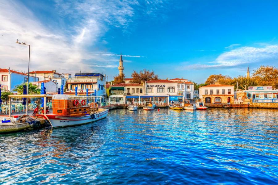 Bozcaada Ayvalık Çeşme Pamukkale Salda Gölü Turu (2 Gece Otel Konaklamalı)