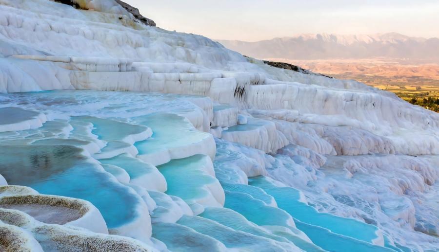 Türkiyenin Maldivleri Salda Gölü Pamukkale Çeşme Alaçatı Turu (1 Gece Otel Konaklamalı)