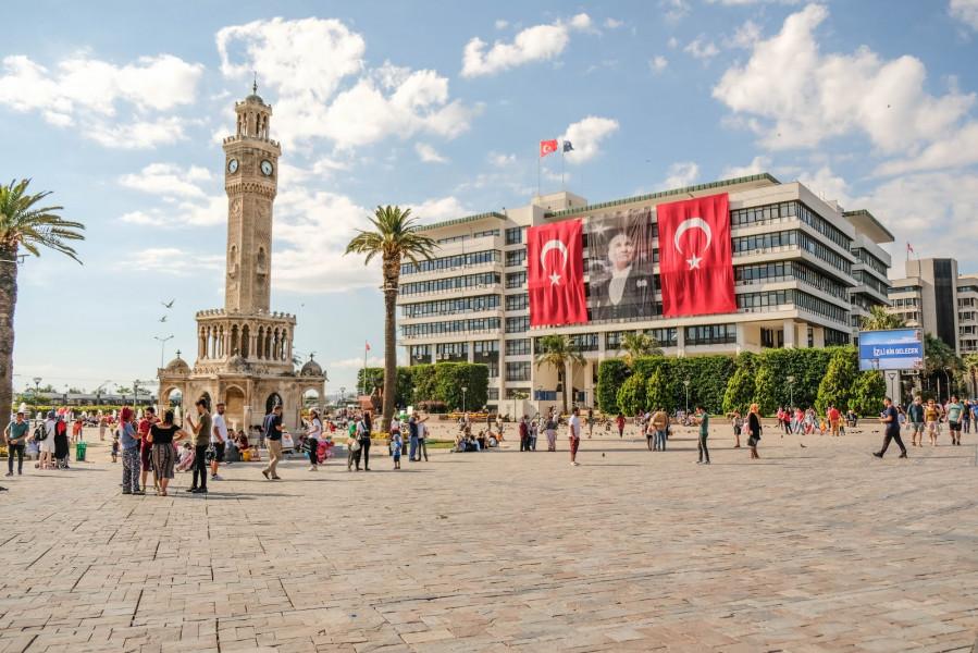  Egenin Saklı Köyleri Alaçatı Sığacık Seferihisar Foça Turu (2 Gece Otel Konaklamalı)