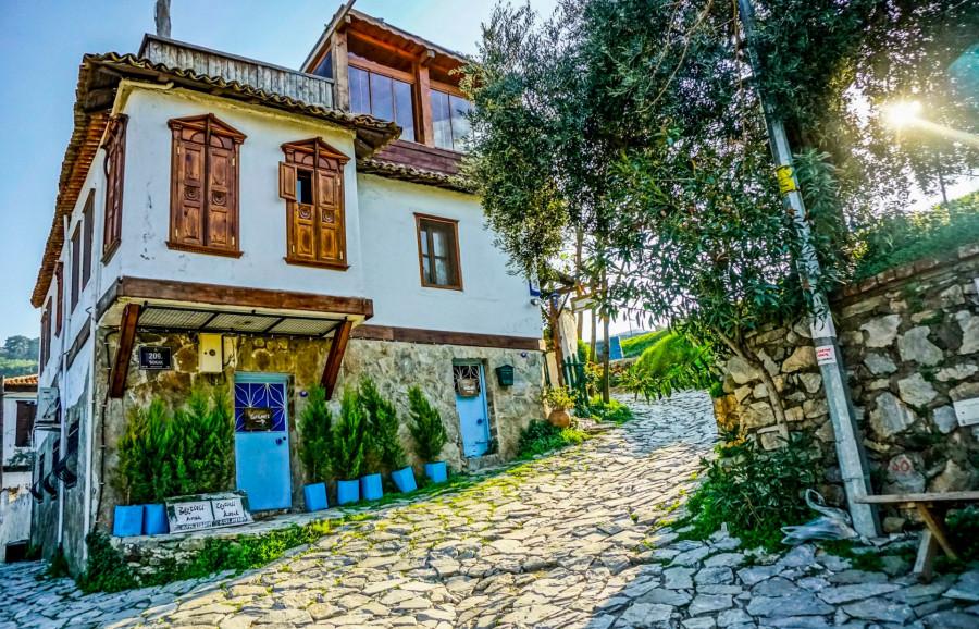 İzmir Çeşme Alaçatı Kuşadası Şirince Efes Turu (1 Gece Otel Konaklamalı)